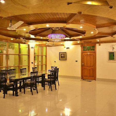 Swat Hilton Hotel Saidu Sharif Exterior photo